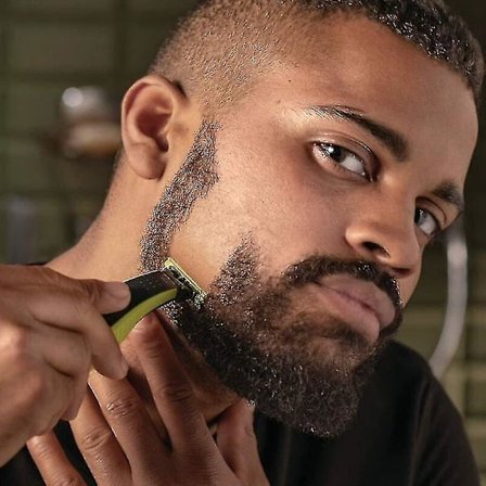 Kompatibilitet med Apple Silikondeksel med MagSafe (for iPhone 13 Pro Max) Midnatt