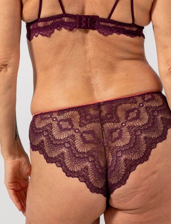 Understatement Underwear Lace Cheeky - Burgundy - S