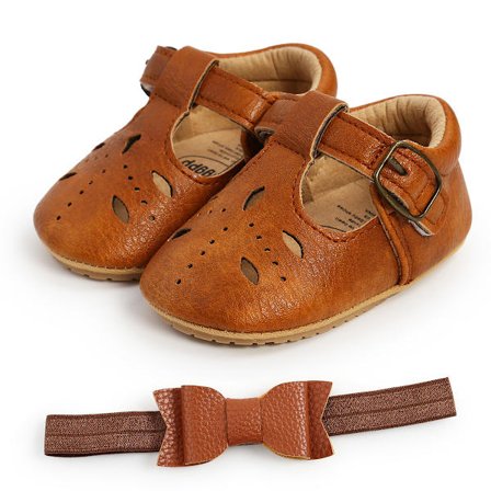 Mjuka babyskor i läder. Längd inuti skorna 11 cm. Halkfria babytossor. För flickor. 0-6 månader - 2-3 år