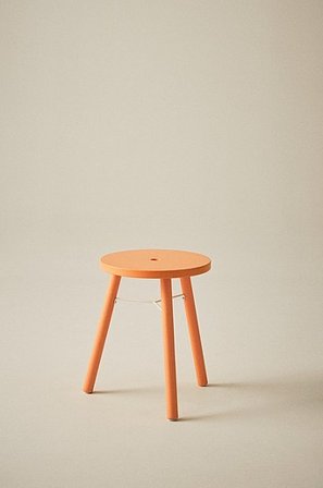 Jotex - Pall Furu - Järn - MDF Orange KINNA - Köp Pallar hos Jotex