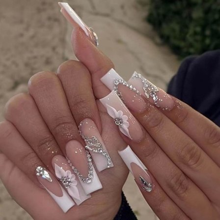 Falska Naglar Fjärilar Långa Tryck på Kista Naglar Kristall Fulltäckande Akryl Fransk Glansiga Falska Naglar för Kvinnor och Flickor 24st