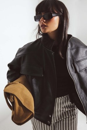 Janka Polliani x NA-KD Kunstlederjacke mit hohem Kragen - Bomberjacken - Schwarz - EU 40