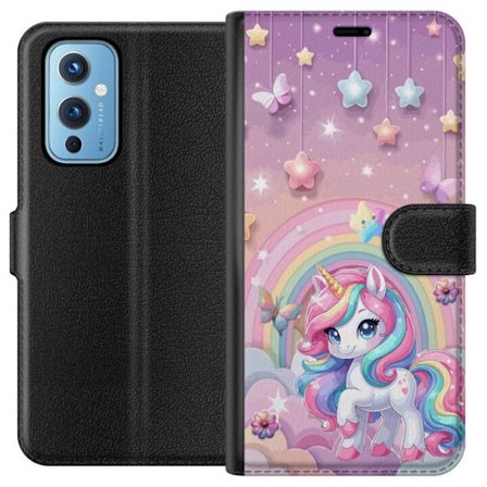 Kompatibelt Lommeboketui til OnePlus 9 Magisk enhjørning med regnbue manke, stjerner og sommerfugler mot en pastellhimmel med skyer
