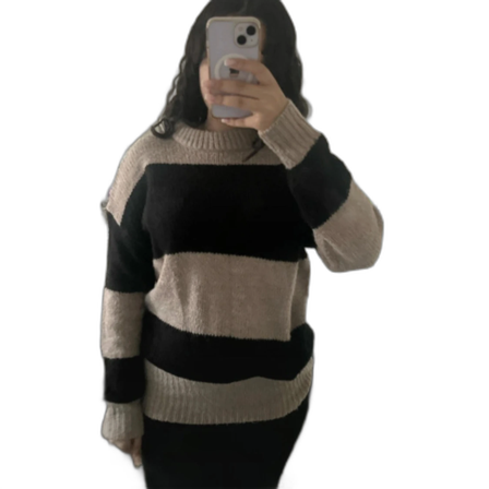 Randig stickad tröja i beige och svart