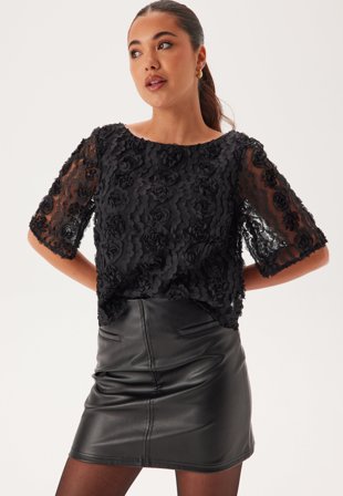 BUBBLEROOM - 3D Flower Short Sleeve Blouse - M