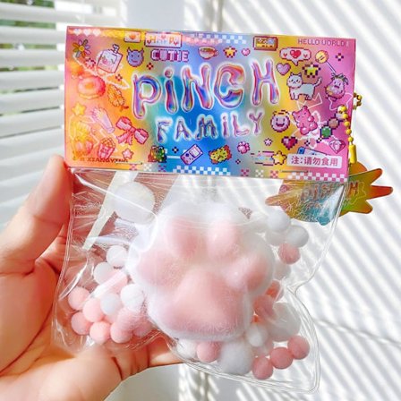 Pehmeä kissantassu puristuslelu, söpö pehmeä PVC-aistilelu, stressiä lievittävä karvapallo OPP-pakkauslahja, pehmeä uutuuslelu lapsille ja teineille (