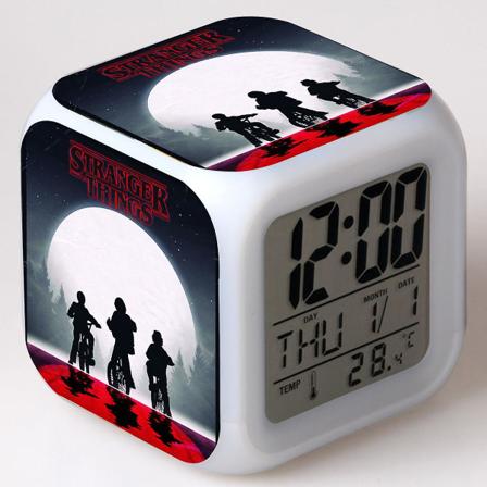 Stranger Things färgglada digital väckarklocka-stil J