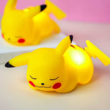 2 søte Pikachu nattlys Ins jentehjerte soverom lite bord La