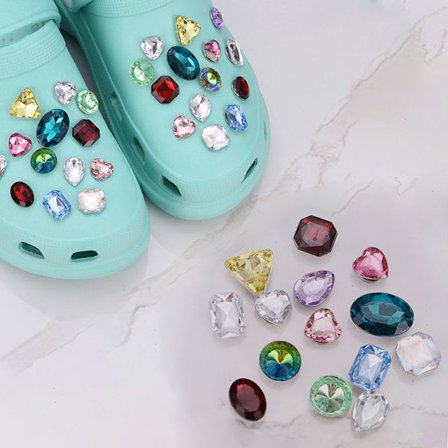 28 stk. skodekorationer, DIY skotilbehør med krystalrhinestones i mange former, perfekt til haveclogs, strandsandaler.