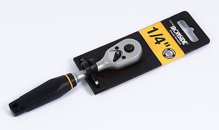 IRONSIDE SKRALLENØKKEL 1/4" 45 TENNER