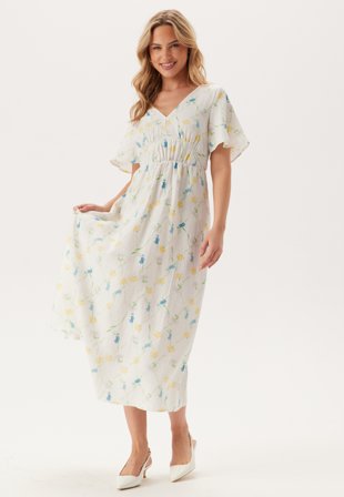 VERO MODA - Vmflora Olga Ss 7/8 DRESS DRES - Snow White Aop:olga - Kläder - - Bubbleroom