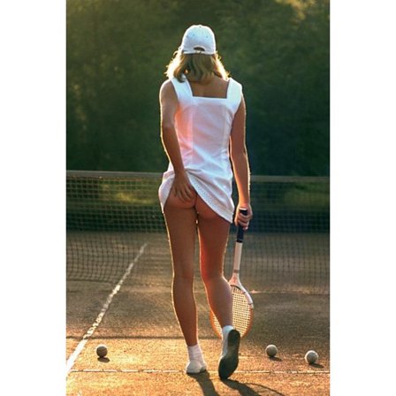 Tennis girl - Martin Elliot
