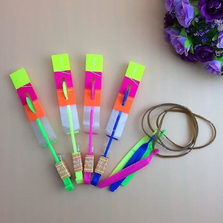 48 st Fantastisk LED-ljus Pil Raket Helikopter Flygande Leksak Fest Rolig Gåva Elastisk[D]