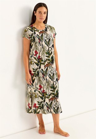 Cellbes of Sweden - Nattkjole med korte ermer i tåkegrønn for damer i størrelse 62/64