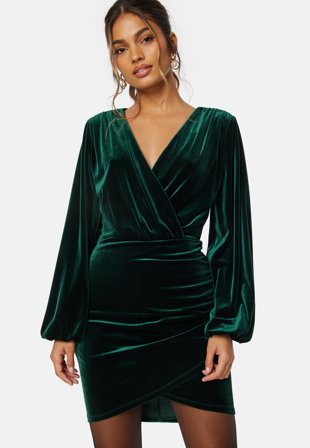 Bubbleroom Occasion Leija Velvet Dress Dark green Klær