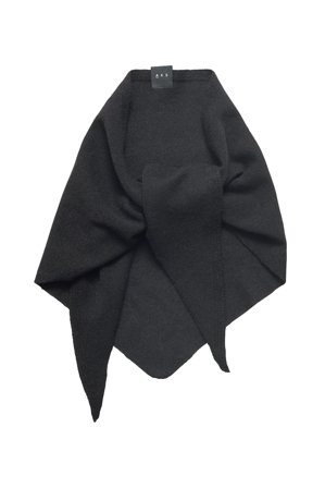 Mina Merino Scarf Black