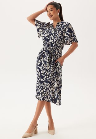 VILA Vilullu S/S KNEE SHIRT DRESS K Klær