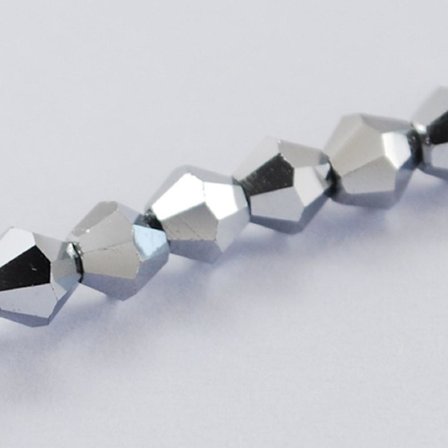 100 st. Silver Elektropläterade 4 mm. glasbicone,