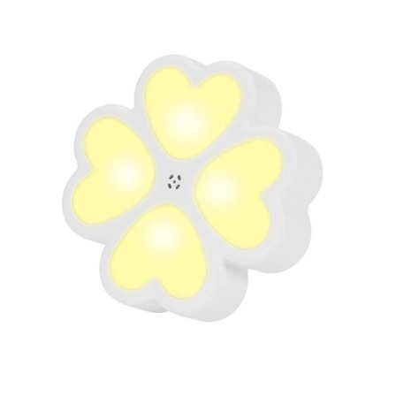 Smart fyrklöver LED-ljuskontroll litet nattljus baby r
