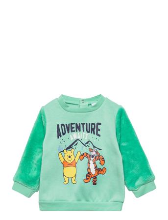 Sweat Green Disney