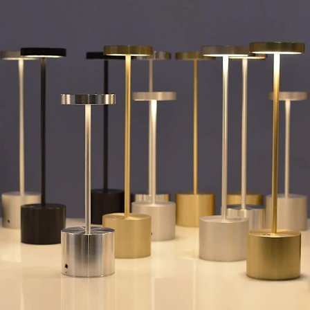 2025 Lämplig LED Sladdlös Bordslampa Liten Uppladdningsbar Metall Skrivbordslampa