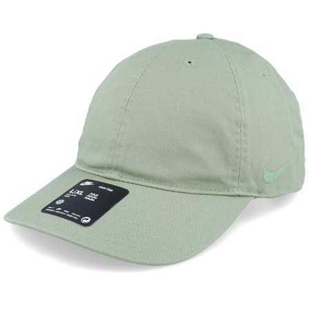 Nike - Groen unconstructed Cap - Club Flatbill Swoosh Unstructured Oil Green Dad Cap @ Hatstore