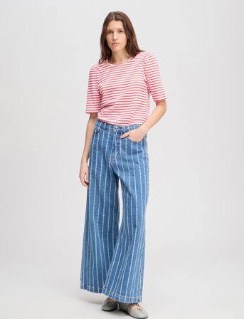 Munthe Jikolaz - Red - 40