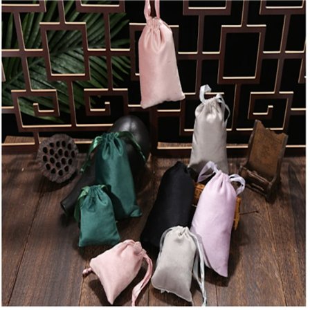 50-pack sammetssmyckepåsar