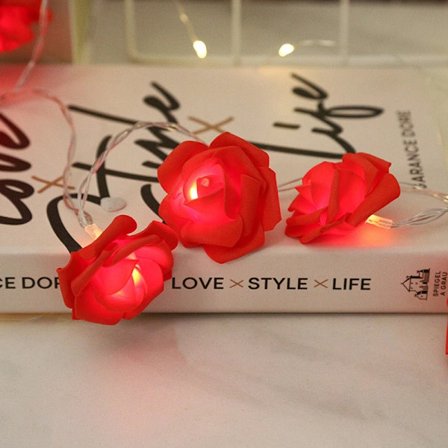 LED simulerad rosblomma Alla hjärtans dag bröllop romantisk frieri atmosfär bekännelse dekorativ ljusslinga 6 meter 40 lampor röd[CO]