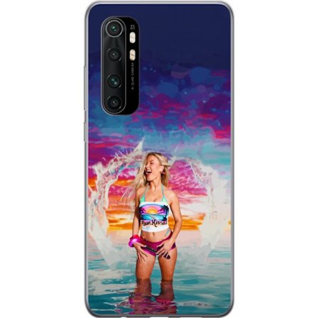 Kompatibel Mobilcover til Xiaomi Mi Note 10 Lite Blond kvinde i farverigt strandtøj, der leger i havet ved solnedgang