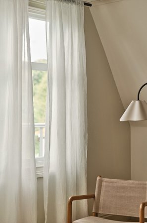 Jotex - Gardin Med Multifunksjonsbånd 2-pakke Hvit - LAYER - Kjøp Multifunksjonsgardiner hos Jotex