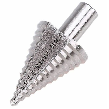 Hss-porrastettu titaanispiraaliurainen kartiopora- ja reikäleikkurisarja