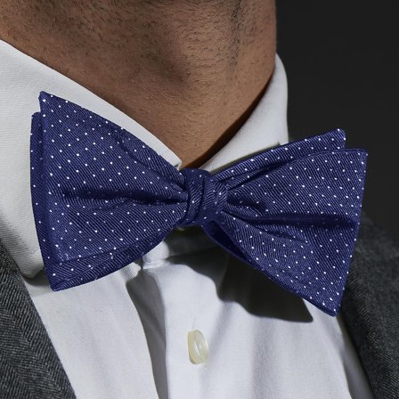Papion self-tie din mătase bleumarin cu picățele pentru bărbați - Papioane self-tie