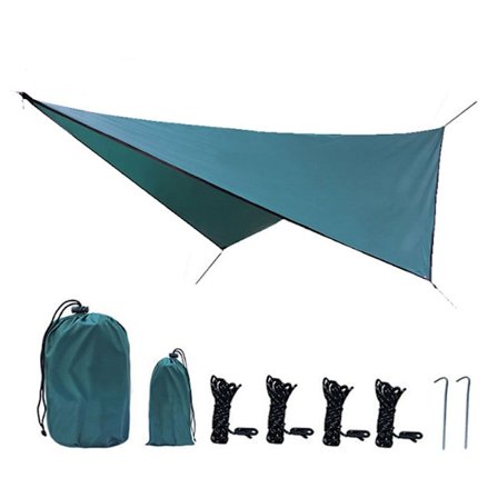 Mørkegrønn solseil