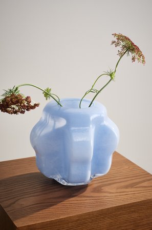 Jotex - Glassvase lyseblå - MILKEY - Kjøp Vaser hos Jotex