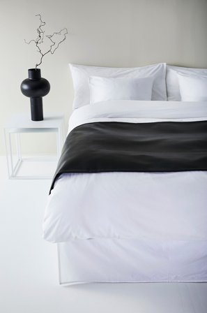 Jotex - Hotellsengeteppe 60 Cm Black mdf / metall - LEA - Kjøp Sengetepper hos Jotex