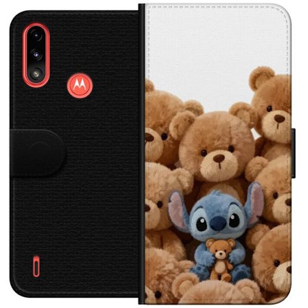 Kompatibel Tegnebogsetui til Motorola Motorola Moto E7 Power Sød og sikker illustration med Stitch omgivet af bamser, der skaber en varm og legende f