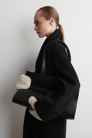 COS Women's Shearling Mittens in White