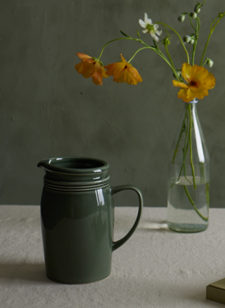 UND Legacy Mugge Pæregrønn 1.3L H19