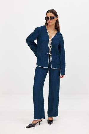 NA-KD Pantalon effet froissé à liserés contrastants - Ensembles d'été - Bleu Marine - EU 42
