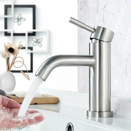 Tvättställsblandare i matt borstat rostfritt stål