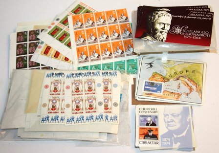 Gibraltar - Dubletsamling i 1 kasse - Postfrisk