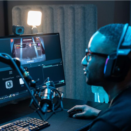 Logitech StreamCam nettkamera - svart