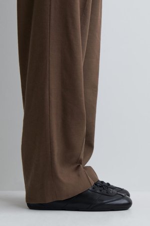 COS Men's Sneakers Minimal In Pelle in Nero