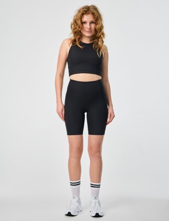 Girlfriend Collective Rib Bike Shorts - Black - M