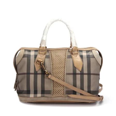 Burberry Vintage, Pre-owned Coated canvasshoulder-bags Bruin, Dames, Maat:ONE Size