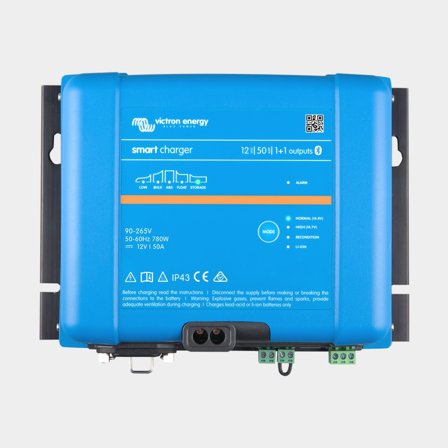Batteriladdare Victron Phoenix Smart IP43, 120 - 230 V, 12 V, 50 A / timme, med 2 utgångar, för förbrukningsbank + startbank, utan laddkabel