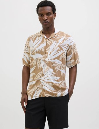 Jack & Jones Jjejeff Tropical Aop Resort Shirt Ss Sn - Beige - L