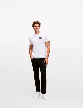 Tommy Jeans Tjm Slim Essential Flag Tee Ext - White - M