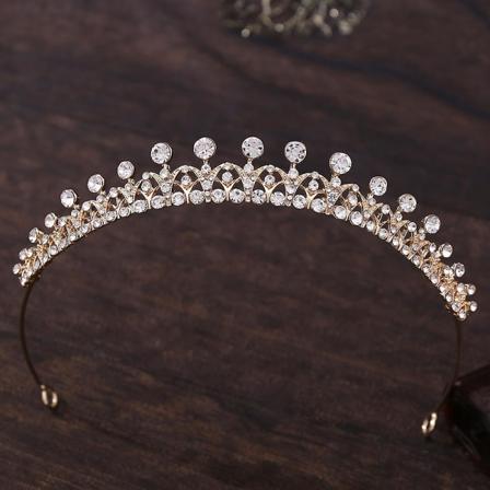 Brude pannebånd enkelt rad pannebånd fint innlagt rhinestone legering mote hårbånd hår sløyfe Gold